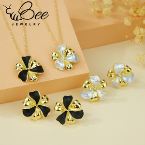 Conjunto de collar y aretes florales chapados en oro de 14k de alta calidad, exquisitos conjuntos de joyería africanos para mujer. - Product Image 4