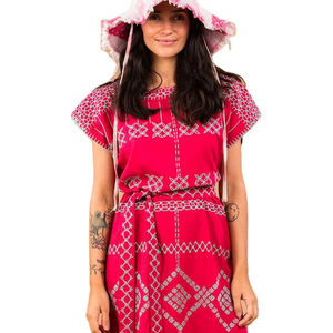Vestido elegante de verano para mujer, miniceñidor de algodón tejido bordado, estilo bonito, manga corta, diseño extragrande con patrón sólido - Product Image 1