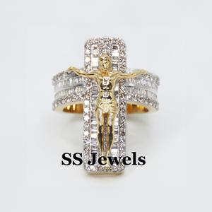 Unisexe 3D Christian Jesus Cross VVS Moissanite Bague Argent 925 Plaqué Rhodium Hip Hop Brilliant Cut Trendy Cadeau pour Noël - Product Image 1