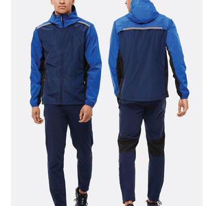 Ensemble de survêtement léger d'été pour homme, coupe-vent en polyester respirant à capuche, t-shirt et short 2-en-1 - Product Image 1