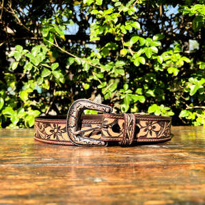 เข็มขัดหนังแท้แกะสลักลายคลาสสิกสไตล์ตะวันตก Gaucho 2026 พร้อมหัวเข็มขัดโลหะผสมสังกะสี ทนทาน เหมาะสำหรับเป็นของขวัญลำลองสำหรับทุกเพศ - Product Image 2