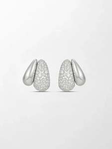 Pendientes Huggie Redondos con Domo de Nieve Esmerilado y Diamantes Cultivados en Laboratorio, 2.09 Ct, Color GH, Claridad VS, 138 Piedras, 16.5mm, Oro Blanco de 14K, Brillo Helado - Product Image 2