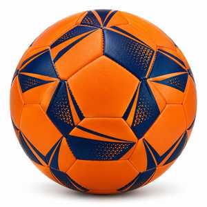 Balón de Fútbol Verde y Blanco con Diseño de Paneles, para Entrenamiento y Partidos - Product Image 2