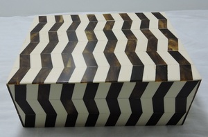 Joyería de lujo de madera y resina pulida a mano de alta calidad tipo regalo joyero embalaje de joyería - Product Image 2