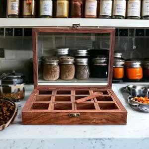 Porte-épices en métal de forme carrée personnalisé de qualité supérieure avec couvercle shaker Boîte à compartiments pour fruits secs et épices pour le stockage à domicile de l'Inde - Product Image 5