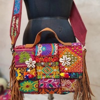 Pochette brodée indienne en patchwork, faite à la main, en tissu, pour soirée, mariage, fête, cadeau pour femme, idéale pour les fêtes et les événements.