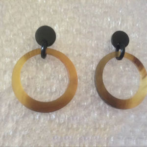 ต่างหูเขาควายสำหรับเด็กผู้หญิง ต่างหูผู้หญิง เครื่องประดับเขาธรรมชาติสำหรับผู้หญิง คุณภาพสูง - Product Image 1