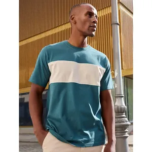 T-Shirt Sostenibile e Organica con Blocchi di Colore per Merchandising Promozionale - Product Image 1