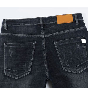 Jeans décontractés pour hommes de qualité supérieure, style streetwear, logo personnalisé, denim droit, lavage délavé, coupe ample, 100% coton, écologique - Product Image 3