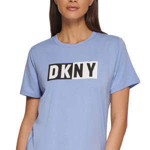 T-shirt slim fit da donna DKNY con logo, 100% cotone jersey, taglie XS e XXS, blu con decorazioni traspiranti a lettere - Product Image 2