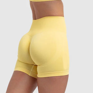 Short de taille élastique léger pour femme Tissu doux et respirant Coupe confortable pour les sorties de plage quotidiennes Collection d'été - Product Image 1