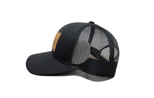 Venta al por mayor de sombreros de camionero personalizados de marca con parche de cuero Logotipo de caza al aire libre gorras sombreros de camionero de alta calidad proveedor - Product Image 4