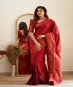 RICH LOOK SOFT LICHI SEDA JACQUARD WORK SAREE CON BLUSA SIN TITCHED DESPIECE PRECIO AL POR MAYOR ROJO ROPA ÉTNICA - Product Image 4