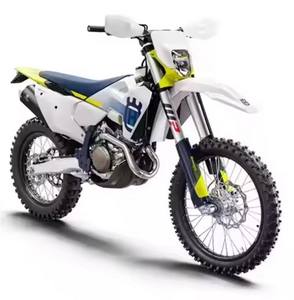 Motocyclettes Enduro Dual Sport Husqvarna 2024 100% NEUVES - Product Image 1