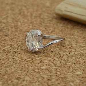 Fascinant Chic Lab Grown Diamond Ring 10K Gold Oval Cut 3 CARAT VVS2 IGI Certifié Bijoux De Luxe Cadeau De Fiançailles Femmes - Product Image 4