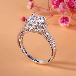 Bague de fiançailles Jeulia en argent sterling avec coupe florale vintage - Product Image 6