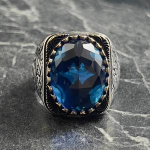 Anillo de Plata Turca Hecho a Mano para Hombre con Gema Ovalada de Zafiro Azul Cabujón, Zirconia Azul de 10k, Patrón Único, Joyería Artesanal - Product Image 2