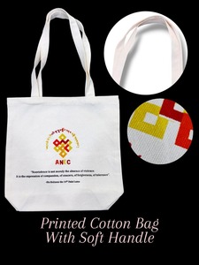 La bolsa de algodón con asa suave ecológica más vendida para compras o viajes y bolsa de transporte de artículos esenciales diarios disponible para la venta - Product Image 4