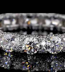 Anillo de diamante de moissanita VVS de la mejor calidad, anillo de diamante de corte brillante redondo de diseño atemporal clásico moderno de Plata de Ley 925 - Product Image 3