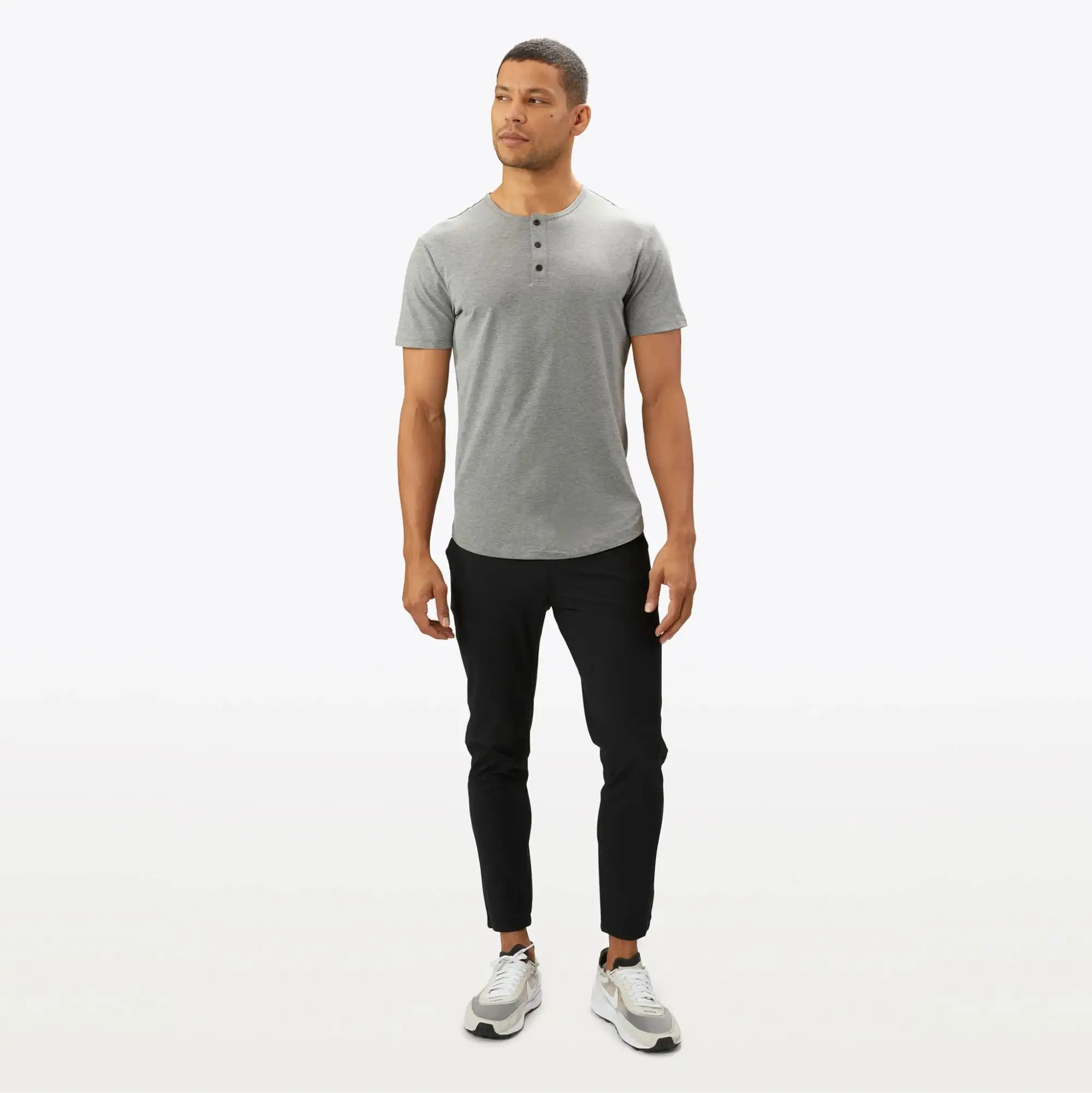 Customizable Wholesale Men's Gym T-Shirt Slim Fit Henley in XS XL Xxs Sizes 100% Cotton Muscle Wear Print Pattern Model Dried