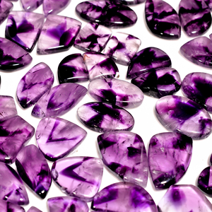Paire de cabochons d'améthyste naturelle de super qualité pierres précieuses de quartz pour la fabrication de bijoux pierres précieuses en vrac disponibles en forme et taille mélangées - Product Image 1