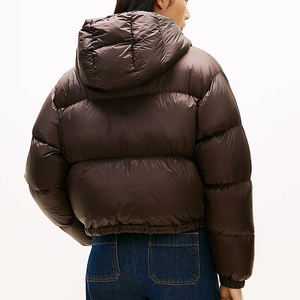 Chaqueta acolchada ligera personalizada de algodón tejido con relleno, plegable y cálida para mujer, abrigos cortos tipo burbuja para damas - Product Image 2