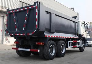 Camion benne d'occasion Sino Howo Tx, LHD, 18 m³, Euro 6, 4x2, cabine simple, moteur diesel, capacité de charge 31-40T, rotation 360° - Product Image 4