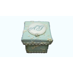 Caja de Almacenamiento de Tul Bordado Verde - Product Image 1