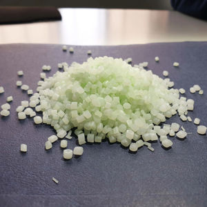 Masterbatch Estabilizador UV para Productos Plásticos de Exterior / Aditivos Anti-UV UV700 PE PP PS HIPS Fabricados en Vietnam - Product Image 2