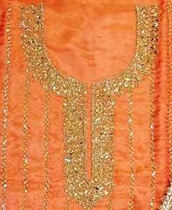 Costumes traditionnels indiens brodés à la main sans couture de créateur moderne pour les fêtes belles pour les femmes - Product Image 2