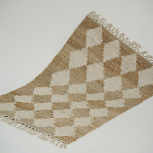 Handmade & Machine-Made Reversible Jute Area <b>Rug</b> Stylish Eco-Friendly Home Decor Accent for a Natural Living <b>Space</b> - Product Image 1