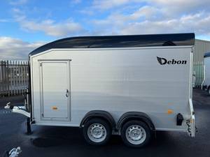 Debon Roadster C700 <b>Box</b> <b>Trailer</b> 4.99m x 2.33m x 2.37m, 2600kg Twin Axle Enclosed Cargo <b>Trailer</b>, Aluminium Sides, Side Door - Product Image 3