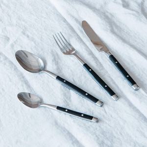 Cuchillo de acero inoxidable de alta calidad, tenedor, cuchara con diseño moderno, juego de cubiertos de lujo con aspecto real para restaurante y hogar - Product Image 2