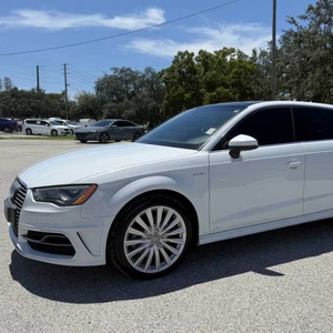 Audi A3 Sportback E-tron 1.4T Premium Plus 2016 Usado, Volante a la Izquierda, Origen Estadounidense - Product Image 1