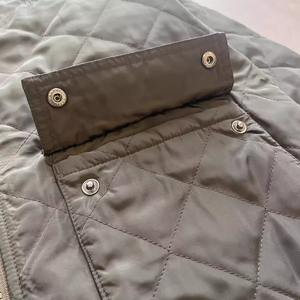 Chaqueta de Plumón Larga para Mujer, Abrigada para Invierno, con Ribete de Piel de Oveja, Impermeable, Transpirable, de Manga Larga, Color Sólido, con Capucha y Cremallera - Product Image 4