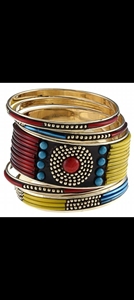 Bracelets en métal plaqué or en métal de vente chaude faits à la main avec une grande qualité et finition pour les filles femmes et la mariée utilisation de taille personnalisée - Product Image 2