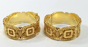 Lujosos brazaletes finos chapados en oro de 24 quilates para mujer, Juego de 2 accesorios GRM - Product Image 5