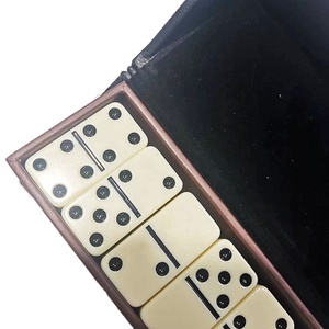 Boîte en cuir PU de luxe d'usine Double Six <span class=keywords><strong>dominos</strong></span> couleur logo personnalisé Double couche ensemble de jeu de société écologique <span class=keywords><strong>Dominos</strong></span> - Product Image 5