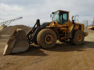 Chargeuse sur pneus Volvo L220F - Product Image 3