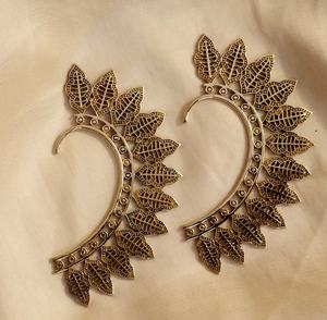 Vente chaude en laiton or oreille manchette boucles d'oreilles bohème une paire pour les femmes pour les fiançailles de fête de mariage avec perle diamant pierres principales - Product Image 1