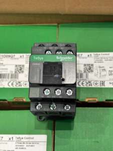 Schneider TeSys Deca 3P(3NO) contacteur AC-3/AC-3e LC1D12Q7 LC1D12F7 LC1D12E7 AC 50/60Hz bobine Type de produit contacteurs 220V 380V - Product Image 2