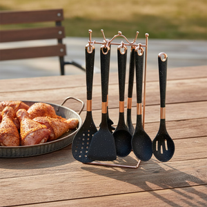 Ensemble de 7 cuillères en silicone résistant à la chaleur, sans BPA, importées, avec manche en nylon noir à pois, antiadhésives, pour ustensiles de cuisine - Product Image 1