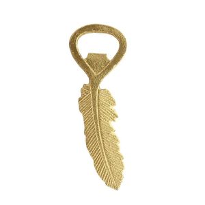 Ouvre-bouteille en fonte de qualité supérieure avec style rustique décoratif parfait pour les banquets, les restaurants et les événements en plein air - Product Image 4