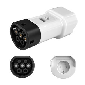 Type 2 Auto V2L naar 16A EU-stekkeradapter, converteert Type 2 ontlading voor 220V AC reislader voor MG - Product Image 1