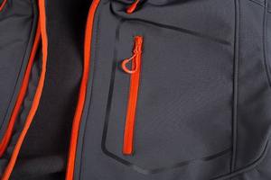 Veste coupe-vent softshell à col montant personnalisée pour hommes manteaux de randonnée d'extérieur coupe-vent et imperméables pour le printemps - Product Image 4