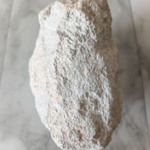 La pirofilita de partículas finas garantiza excelentes propiedades de nivelación en revestimientos industriales aplicados por pulverización, minimizando las salpicaduras y la flacidez. - Product Image 1