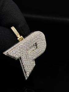 Collier Pendentif Hip Hop en Acier Inoxydable Personnalisé avec Diamants Sertis - Product Image 5