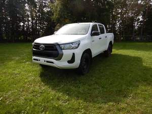 Expédition rapide pour Toyota Hilux SUV 2023 d'occasion RHD-LHD GCC, conduite à gauche, transmission intégrale - Product Image 3