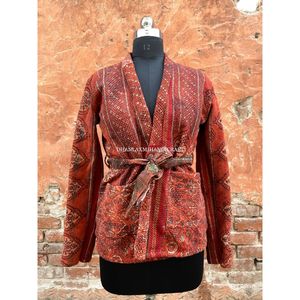 Albornoz corto estampado Ajrakh de algodón para mujer al por mayor, chaqueta de invierno bordada Kantha hecha a mano con estilo étnico tejido - Product Image 3