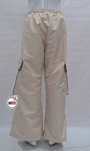 กางเกงวอร์มผ้าไนลอนทรงหลวมสำหรับทุกเพศกางเกงโพลีเอสเตอร์กันลมกันน้ำปักโลโก้ได้ตามต้องการ - Product Image 2